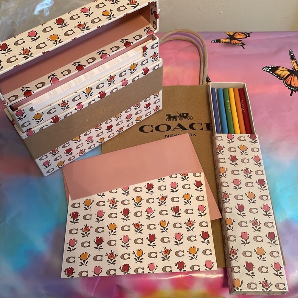 Coach stationary set - Picture 2 of 2